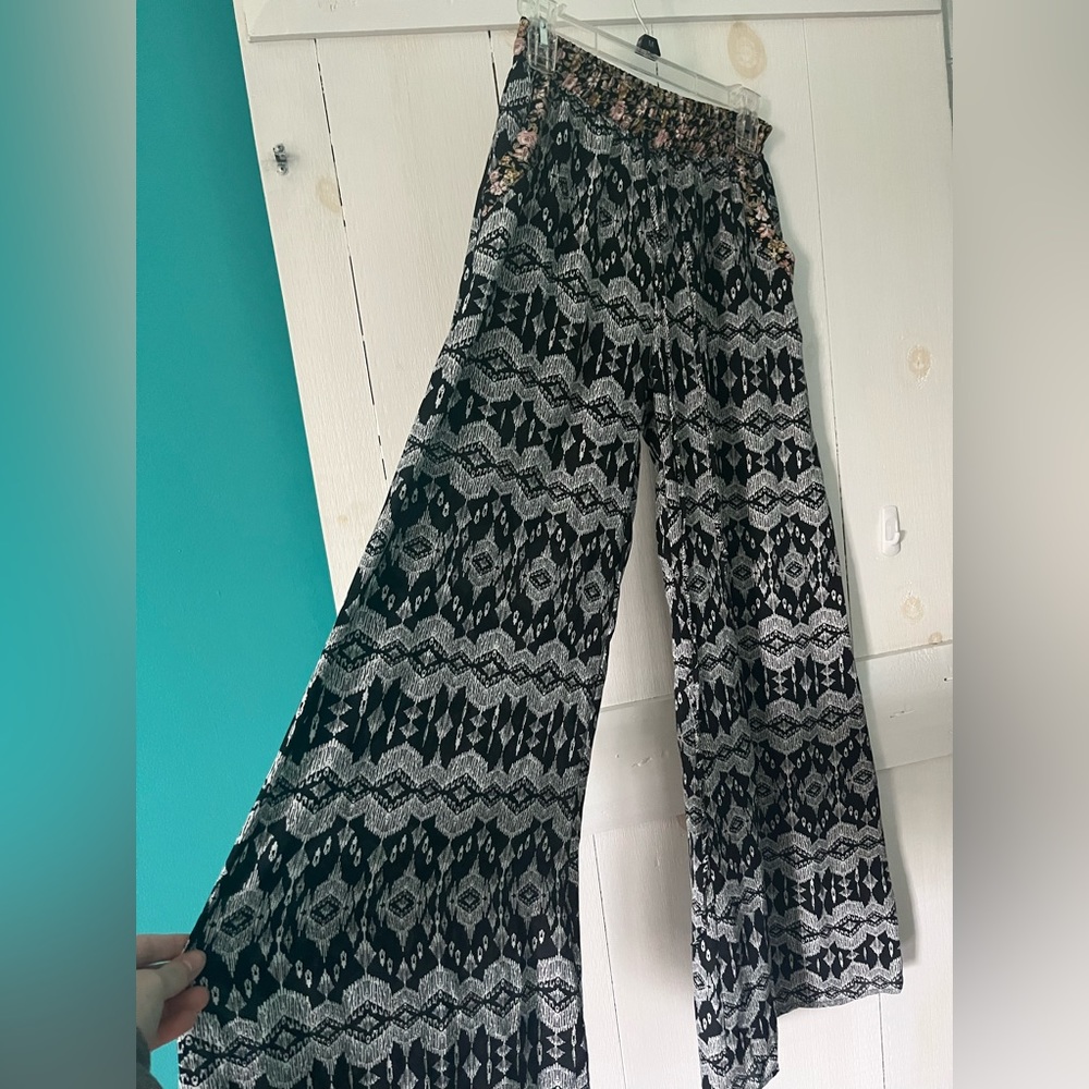 LA Hearts Flowy Boho Pants XS
